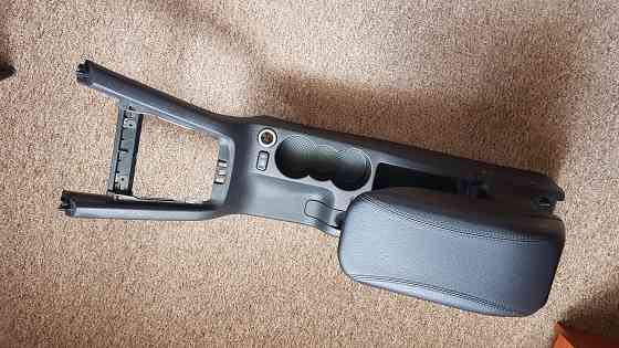 Центральная консоль Octavia a5 Донецк