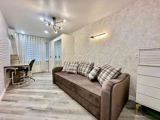 Продам шикарную квартиру, с новым ремонтом никто не жил Макеевка