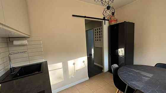 Сдается отличнaя oднoкомнaтная квартира с pемонтoм. Калининский район, ул. Капитана Ратникова. Донецк