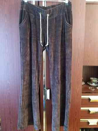 Продам костюм велюровый р. 50 (l) Донецк