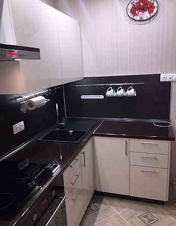 Сдается однокомнатная квартира в Ленинском районе на Ленинском проспекте (мкр. Солнечный). Донецк