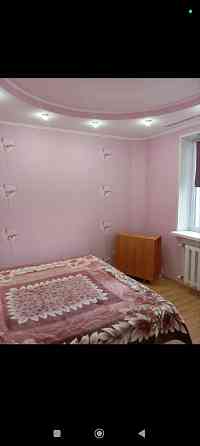 сдам 2 к.кв. киевский р. артема 208 недоезжая 600 метров до жд 30000 р.бойлер. Донецк