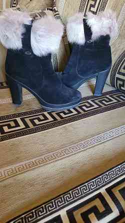 Продам женские ботильены Луганск