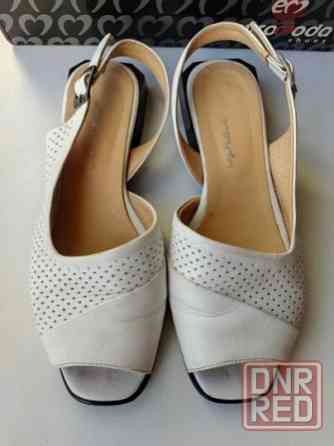 Женские кожаные босоножки 36 р. Донецк