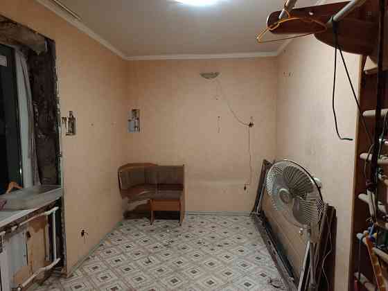 Продаётся 2-к квартира в центре Мариуполь