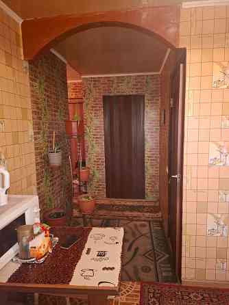 Продам 2х ком в Калининском районе Донецк