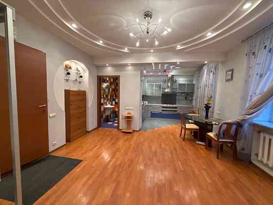 Продажа 4 ком.кв. Бульвар Пушкина! Лучшая Локация Города- ул.Университетская 21 ! Документы Готовы! Донецк