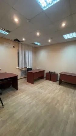 Цена ниже!! Продам офис 93,1 кв.м. около Крытого рынка. Ремонт Донецк
