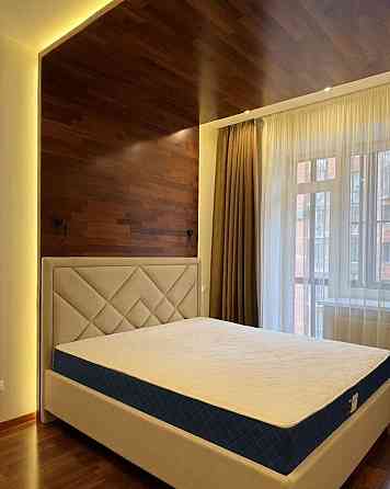 Сдаётся в Донецке двухкомнатная квартира, Набережная , с эксклюзивным дизайнерским ремонтом Донецк