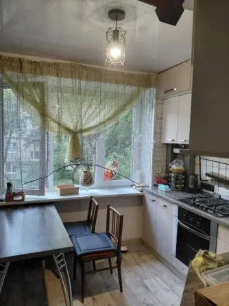 2-х ком. квартира 50 м2 в Киевском р-не пр. Партизанский Донецк