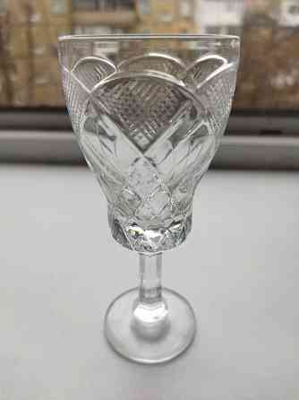 Большие хрустальные рюмочки на ножке ссср Донецк