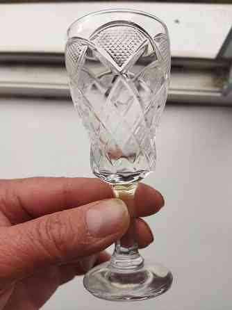 Большие хрустальные рюмочки на ножке ссср Донецк