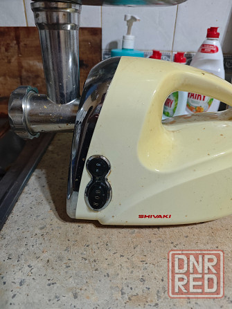 продам мясорубку шиваки ворошил.р. по.ленина 800 р. рабочая.. Донецк - изображение 1