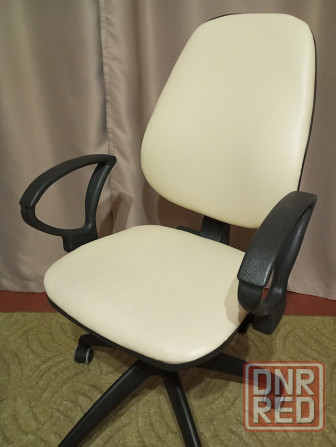 Офисный стул со спинкой Макеевка - изображение 4