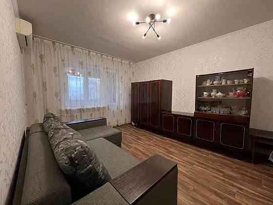 Аренда 2х Комнатной Квартиры - Ворошиловский Район -Набережная/Атлетик - Вода Идёт Согласно Графику! Донецк