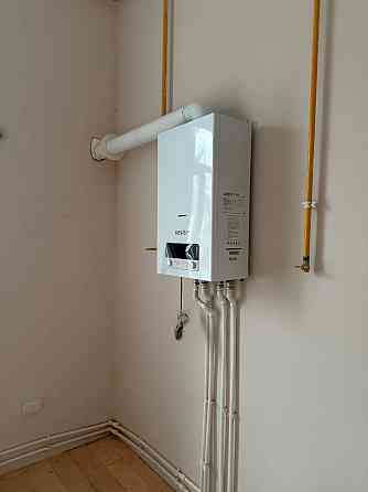 Продается трехкомнатная квартира с перспективой ведения коммерческой деятельности Мариуполь