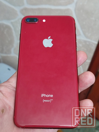 Apple iPhone 8 plus product red Макеевка - изображение 1