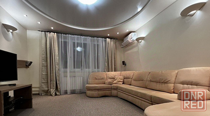 Медицинский институт, проспект Ильича. Донецк - изображение 1