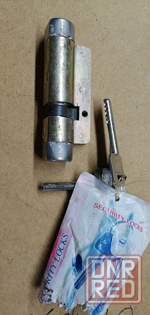 личинка для гаражного замка новая Макеевка - изображение 1