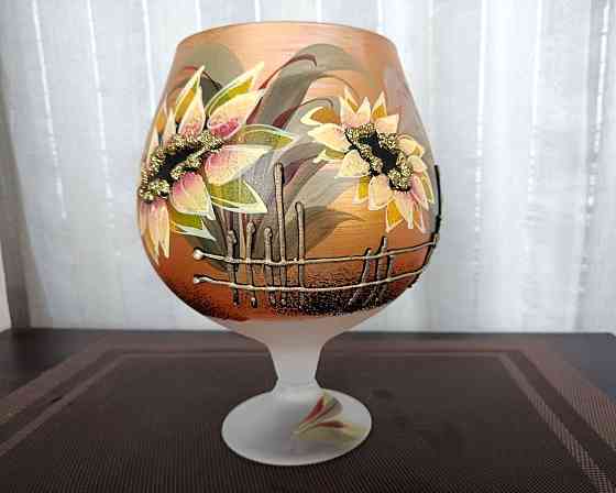 Декоративная ваза-бокал. Донецк