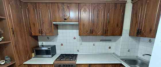 г.Донецк Двухкомнатная квартира на 3 этаже, 55 квадратных метров , на длительный срок. Донецк