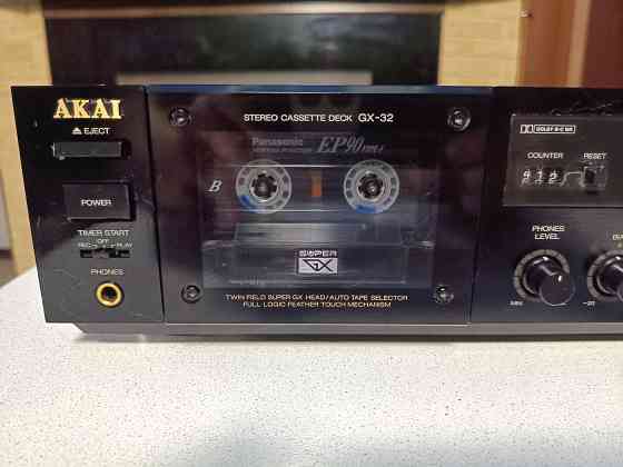 Кассетный магнитофон "Akai" -GX- 32. Донецк