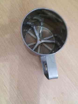 Продам кружку сито для просеивания муки Донецк