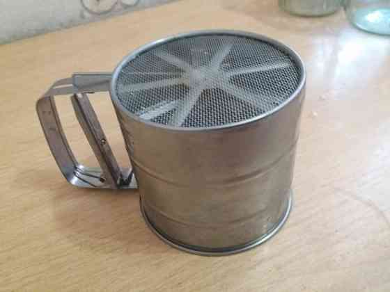 Продам кружку сито для просеивания муки Донецк