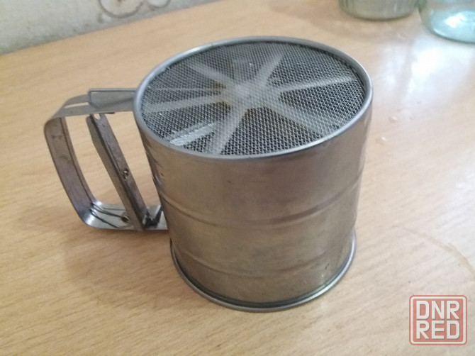 Продам кружку сито для просеивания муки Донецк - изображение 2