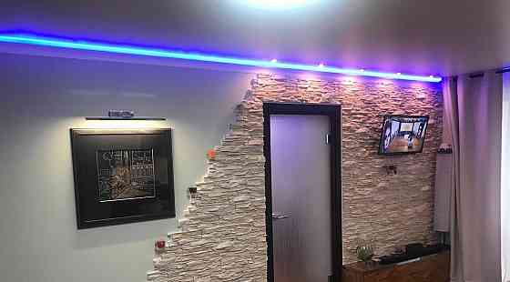 Сдается шикарная двухкомнатная квартира в Ворошиловском районе Донецка напротив Филармонии. Донецк