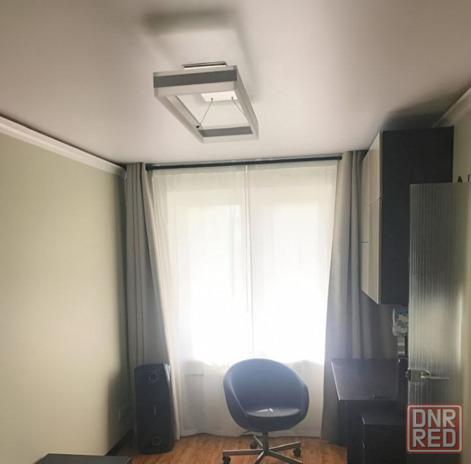 Сдается шикарная двухкомнатная квартира в Ворошиловском районе Донецка напротив Филармонии. Донецк - изображение 2