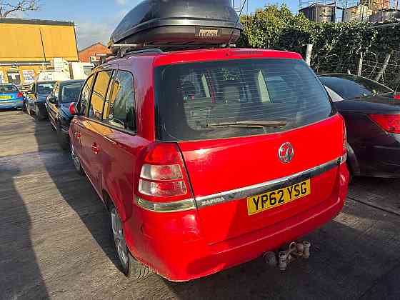 Opel-Zafira B 2005-2014 на разбор запчасти Донецк