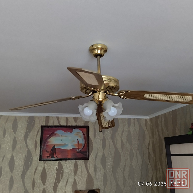 Продам люстру-вентилятор Макеевка - изображение 2