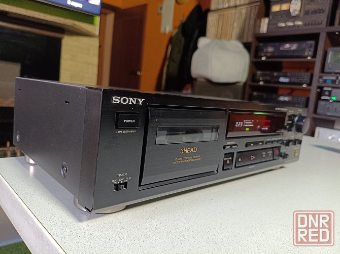 Кассетный 3-х головый магнитофон "Sony"-TC-K690 Донецк - изображение 1
