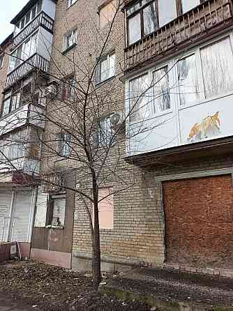 Продам коммерческое помещение 90 кв м под магазин," Изумруд". Донецк