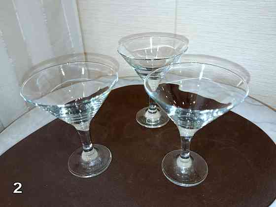 Бокалы, стаканы. Донецк