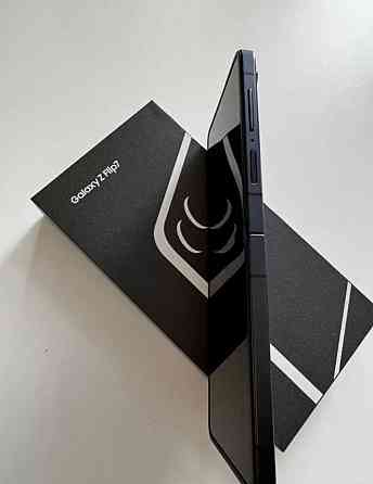 SAMSUNG flip 7 Макеевка