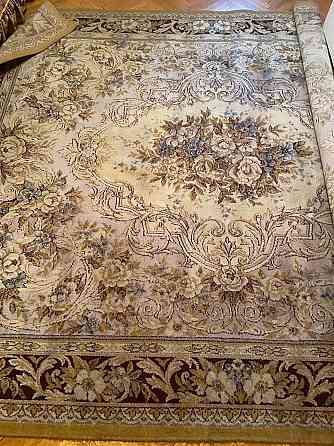 Продам ковровое покрытие на пол Донецк