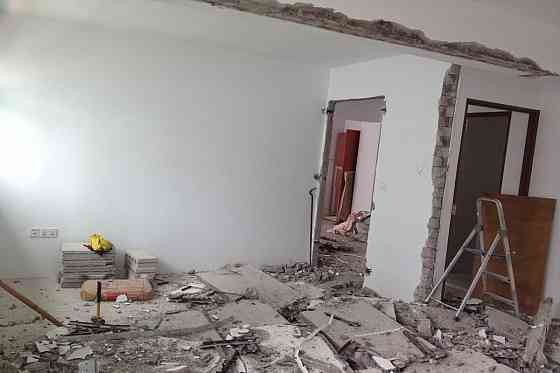 Демонтаж, Демонтажные работы, перепланировка квартиры Енакиево