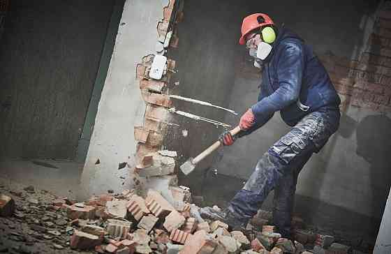 Демонтаж, Демонтажные работы, перепланировка квартиры Енакиево