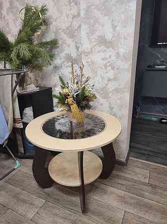 Продам журнальный столик Донецк