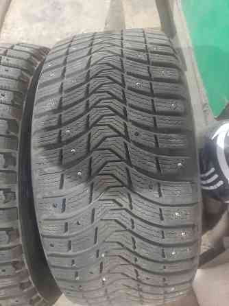 Продам зимнюю резину Michelin Мариуполь