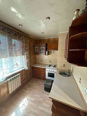 Продам 2-х комнатную квартиру на Блочке Енакиево