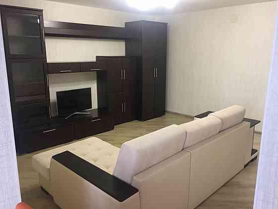 Сдаётся двухкомнатная квартира в Ленинском районе, Боссе Донецк