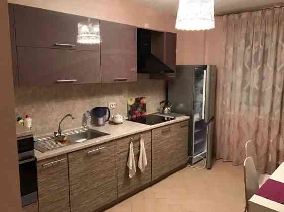 Сдается однокомнатная квартира в Киевском р-не, орн. рынок Маяк, ул. Артема. Донецк