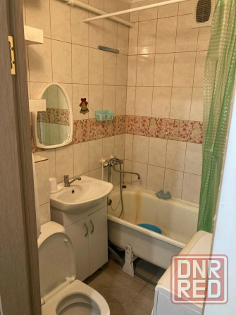 Сдаю двухкомнатную квартиру в городе Донецк,на третьем этаже девятиэтажного дома Донецк - изображение 1