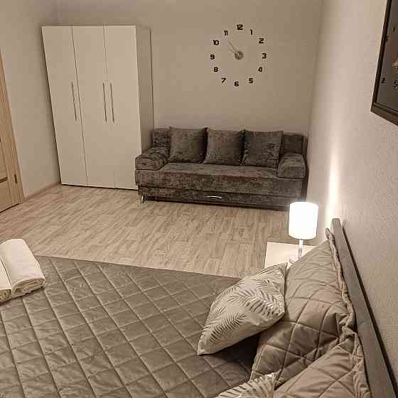 Квартира посуточно, центр города новое жк Мариуполь