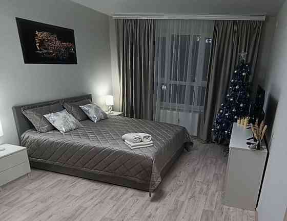 Квартира посуточно, центр города новое жк Мариуполь