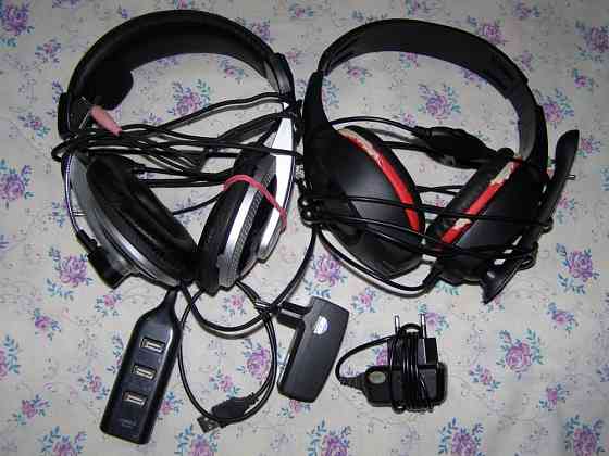 Наушники с микрофоном под ремонт (2 шт.), USB-Hub (рабочий) Макеевка