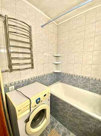 в приморском районе сдаётся трёхкомнатная квартира с удобной планировкой Мариуполь